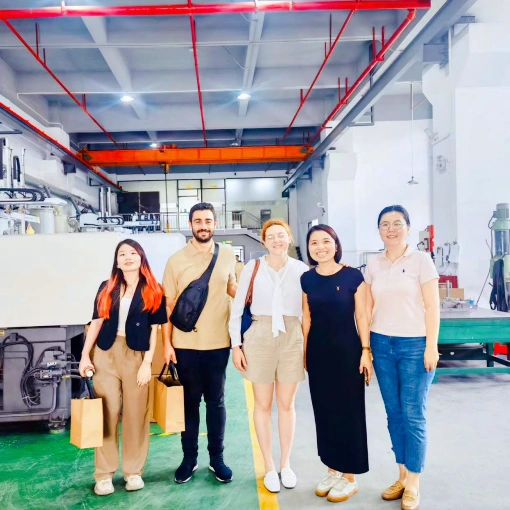 东莞车间_副本 Customers visit Rilong factory